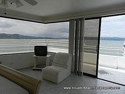 beachfront condo real estate